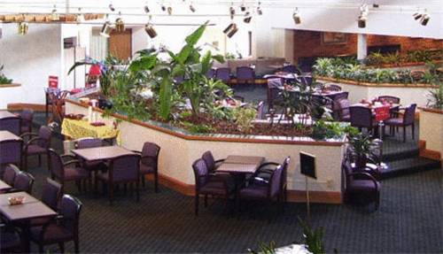 Fern Valley Hotel And Conference Center Луисвилл Экстерьер фото